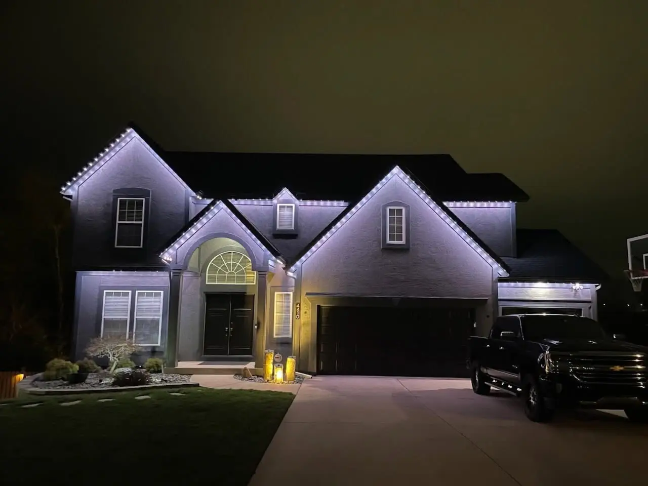 Professional Oelo Roofline Lighting Installation in Weddington, NC