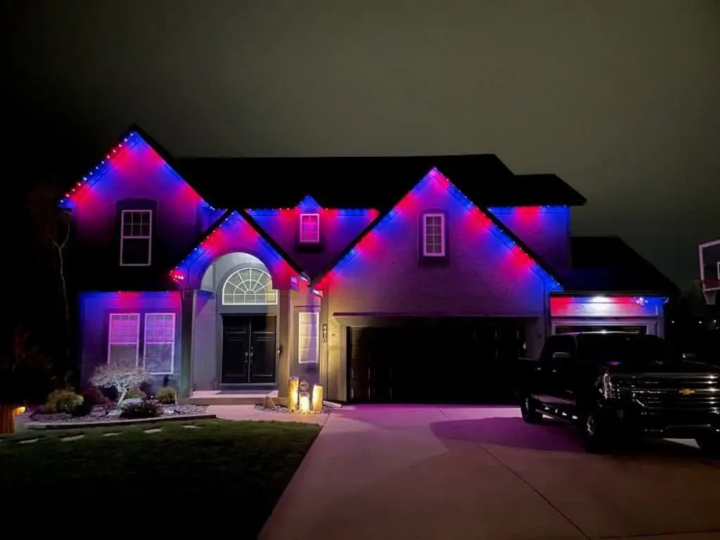 Professional Oelo Roofline Lighting Installation in Weddington, NC