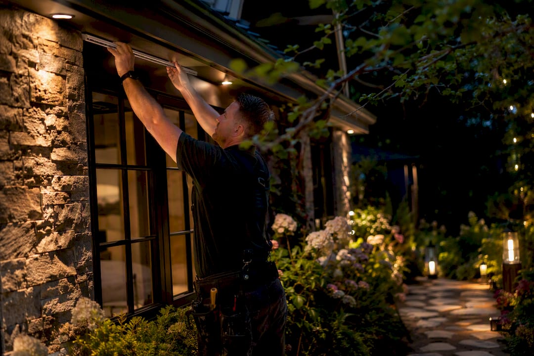 The Real Role of Invisible Track in Lighting Design The Real Role of Invisible Track in Lighting Design