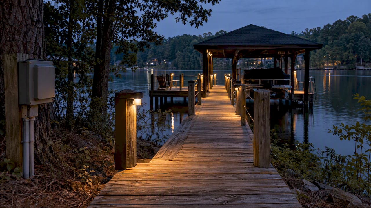 North Carolina Dock Lighting Regulations: What Applies