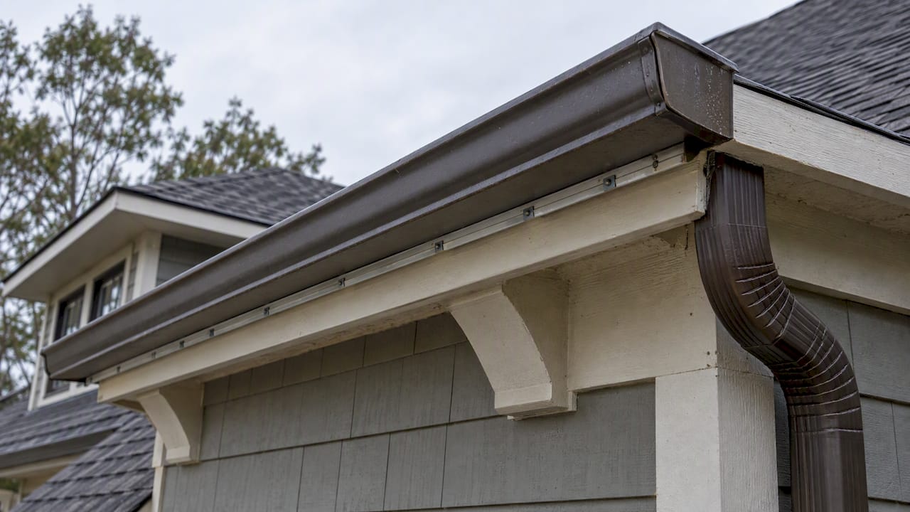 Permanent Lights and Gutters: What Works and What to Avoid